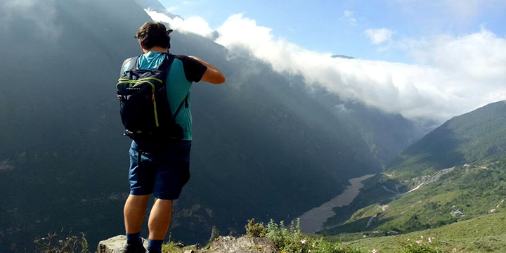 2 Days Yunnan Hiking Tour Tiger Leaping Gorge